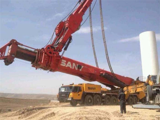 平江县作业场地不达标（如地面松软），公司会提供解决方案吗？